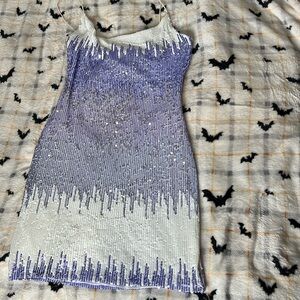 Dress purple and white